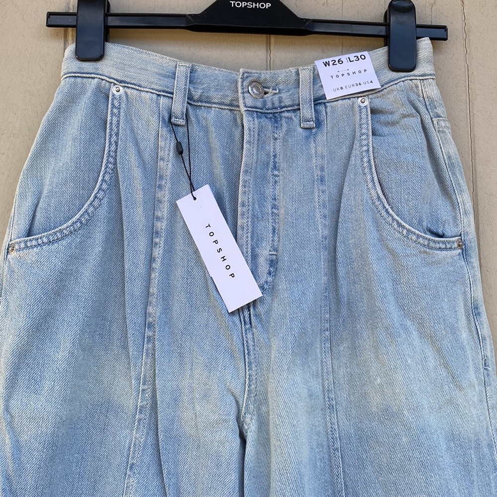 NWT Topshop Lightwash Wide Leg Jeans - Picture 2 of 5